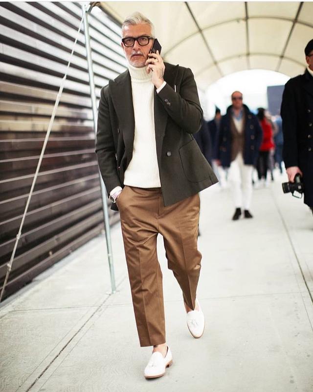 冬天穿腻了小脚裤?试试这3类阔腿裤,这么搭配舒适保暖又很有型