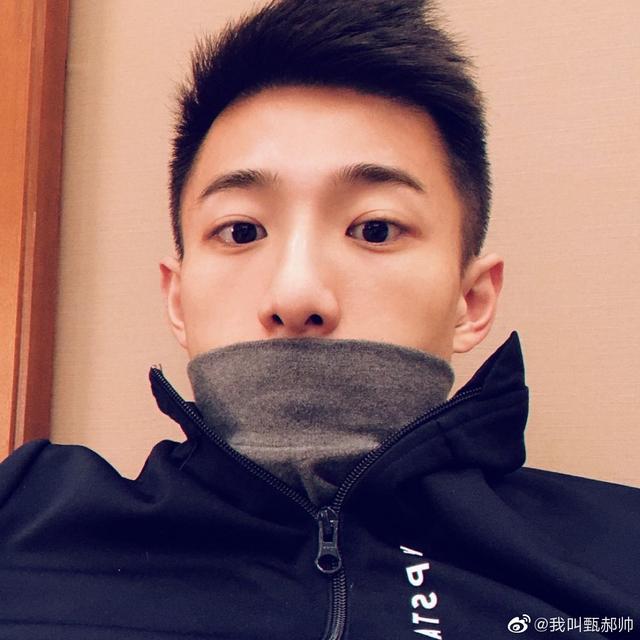 江苏卫视新闻主播,你吃他的颜吗?