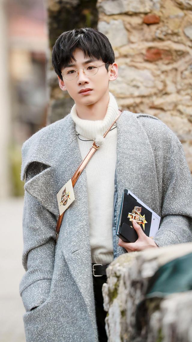 世界最帅百名帅哥,我来告诉你:肖战、十国混血儿米勒、阿兰德隆