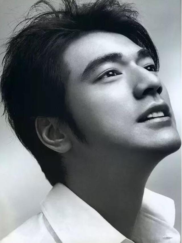 世界最帅百名帅哥,我来告诉你:肖战、十国混血儿米勒、阿兰德隆