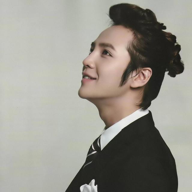 世界最帅百名帅哥,我来告诉你:肖战、十国混血儿米勒、阿兰德隆