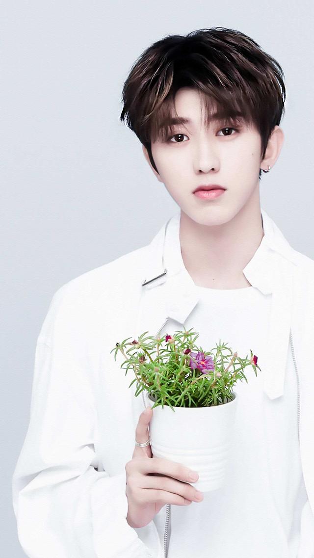 世界最帅百名帅哥,我来告诉你:肖战、十国混血儿米勒、阿兰德隆