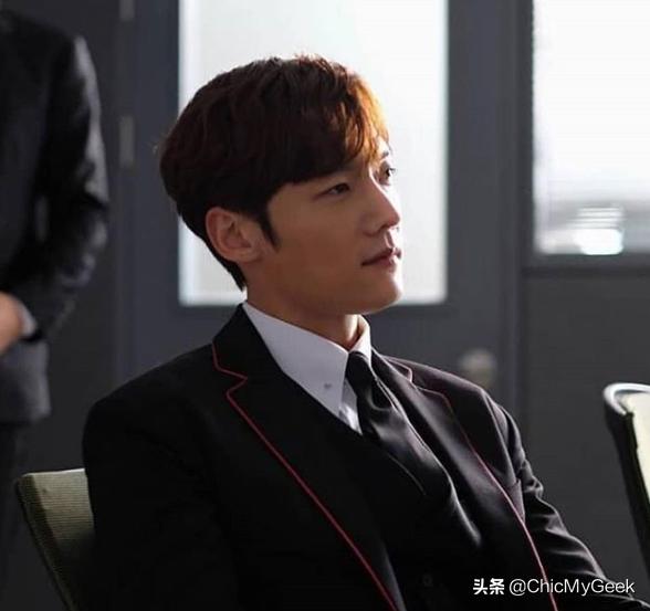 韩剧西装男神Top10!朴叙俊、宋承宪、苏志燮,荷尔蒙爆棚