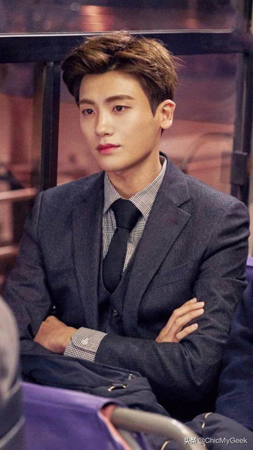 韩剧西装男神Top10!朴叙俊、宋承宪、苏志燮,荷尔蒙爆棚