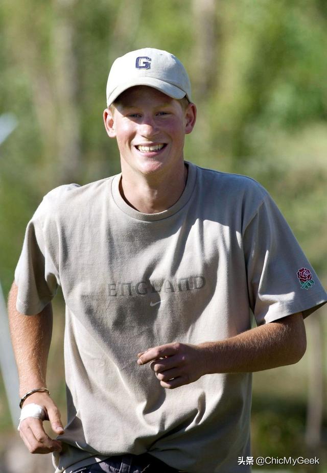 年轻的威廉和哈里王子帅炸!撞脸罗伯特·帕丁森和贾斯汀·比伯