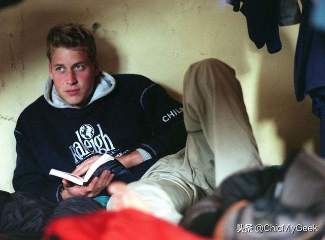 年轻的威廉和哈里王子帅炸!撞脸罗伯特·帕丁森和贾斯汀·比伯