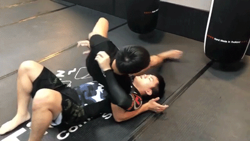 格斗小哥新写真来一波,他的视频教学也值得收藏