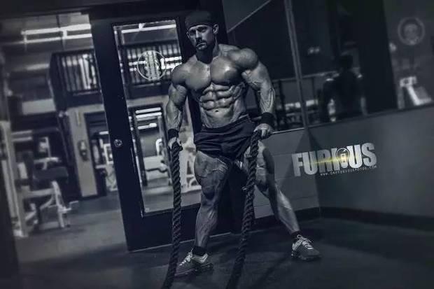 男人一定要拒绝太瘦,要有肌肉