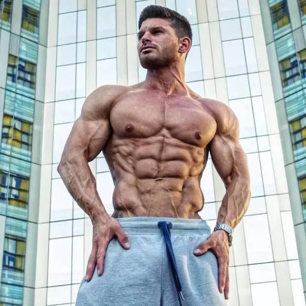 男人一定要拒绝太瘦,要有肌肉