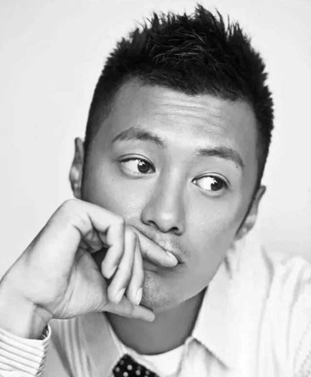 男生冬天洗头太冷,那就剪个容易打理的发型