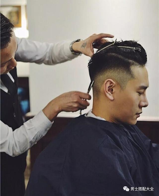 男生冬天洗头太冷,那就剪个容易打理的发型