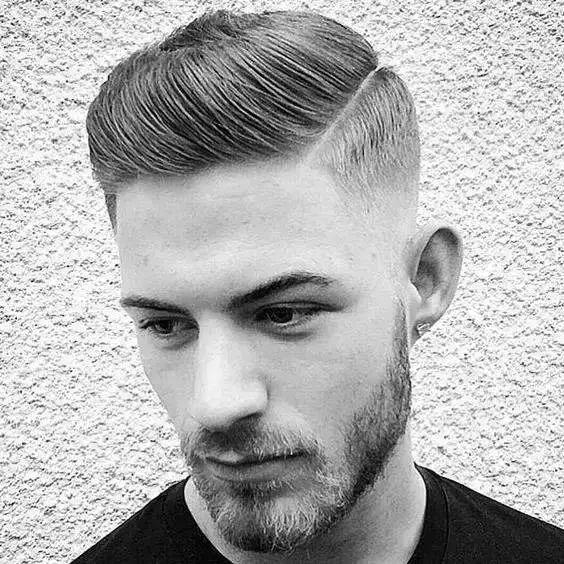 男生冬天洗头太冷,那就剪个容易打理的发型