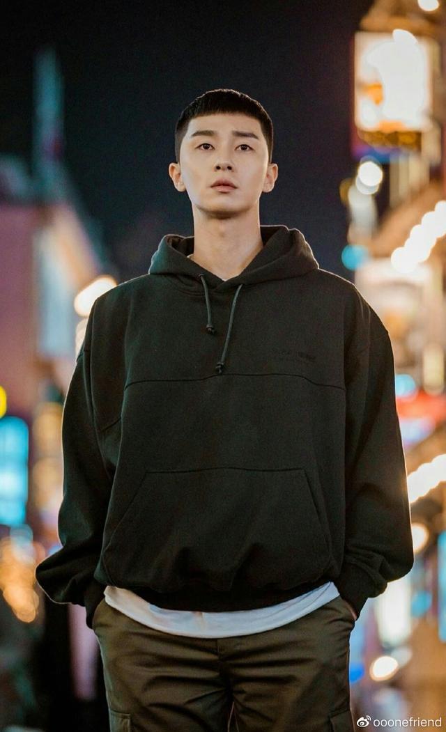 get泰梨院男主同款穿搭,你也能拥有朴叙俊一样的男神气质!