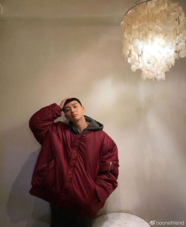 get泰梨院男主同款穿搭,你也能拥有朴叙俊一样的男神气质!