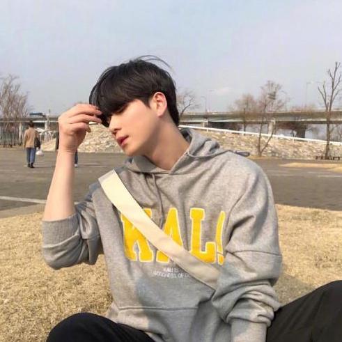 男生这样穿洋气又阳光,颜值上升好几个度,女神看到都心动了