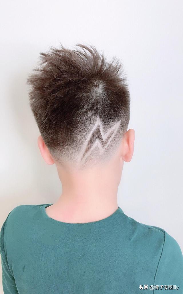 新时尚男发16款,精神又帅气,你喜欢吗