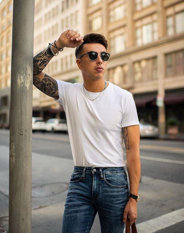 别人穿白T很时髦,自己穿起来却像睡衣,问题都出现在哪里?