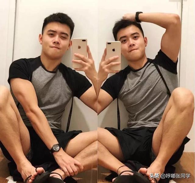 喜欢穿各种衬衫的职场型男,留着寸发男生看起来更加的阳光帅气!