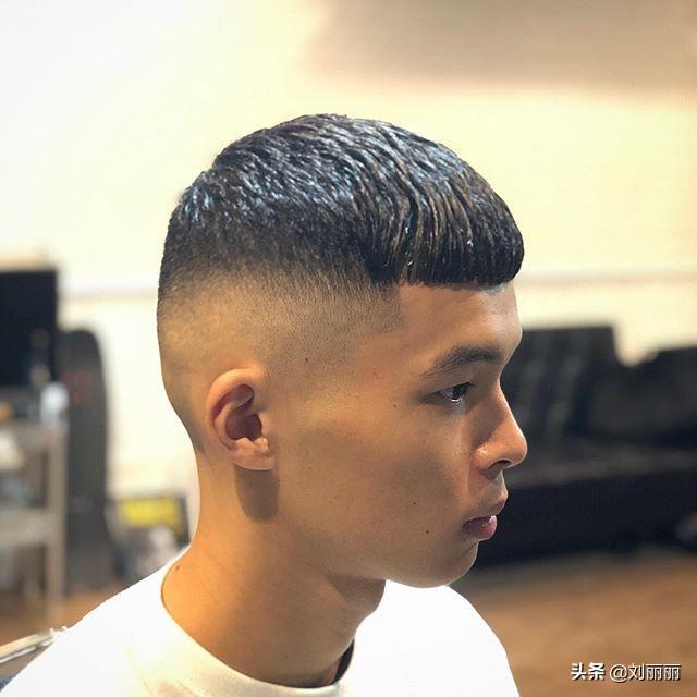 周边光发型,拥有这3个特征的男士特别适合,有你吗?