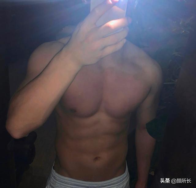 运动型肌肉帅哥,你可以吗?