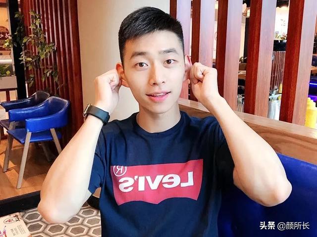 照片被多次盗用的肌肉帅哥，你在不撸帝上见过他照片吗？