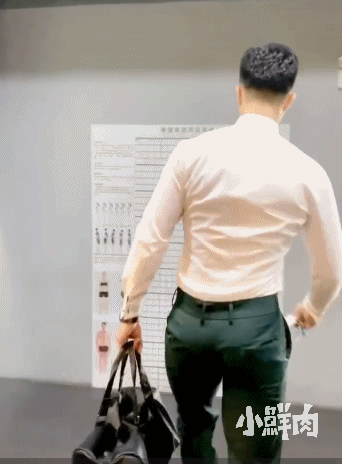 186CM广州房产正装小哥火了,网友:我要找他买房