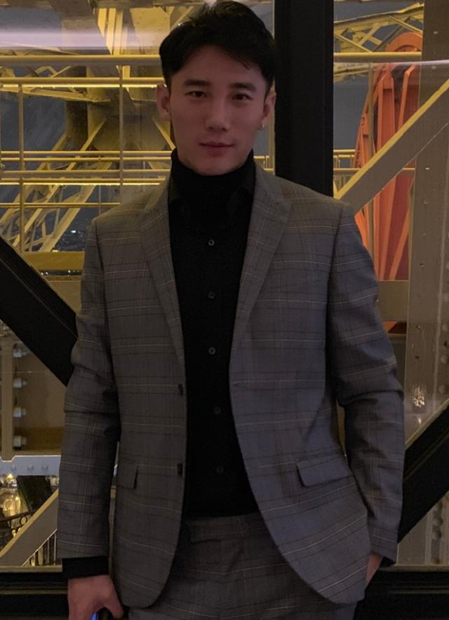 有种“变化”叫与白冰离婚,丁一今成网红,练出腱子肉不输年轻人