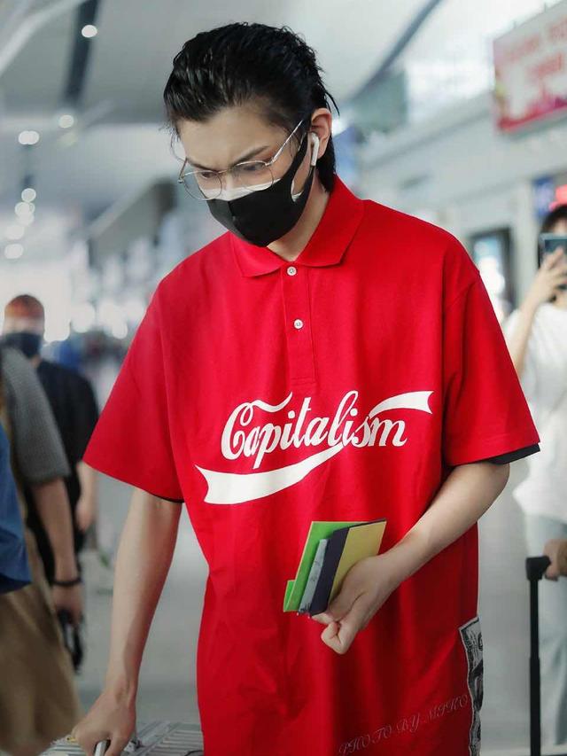 为什么你穿Polo衫就“土土”的,而男星们穿起来就那么帅呢?