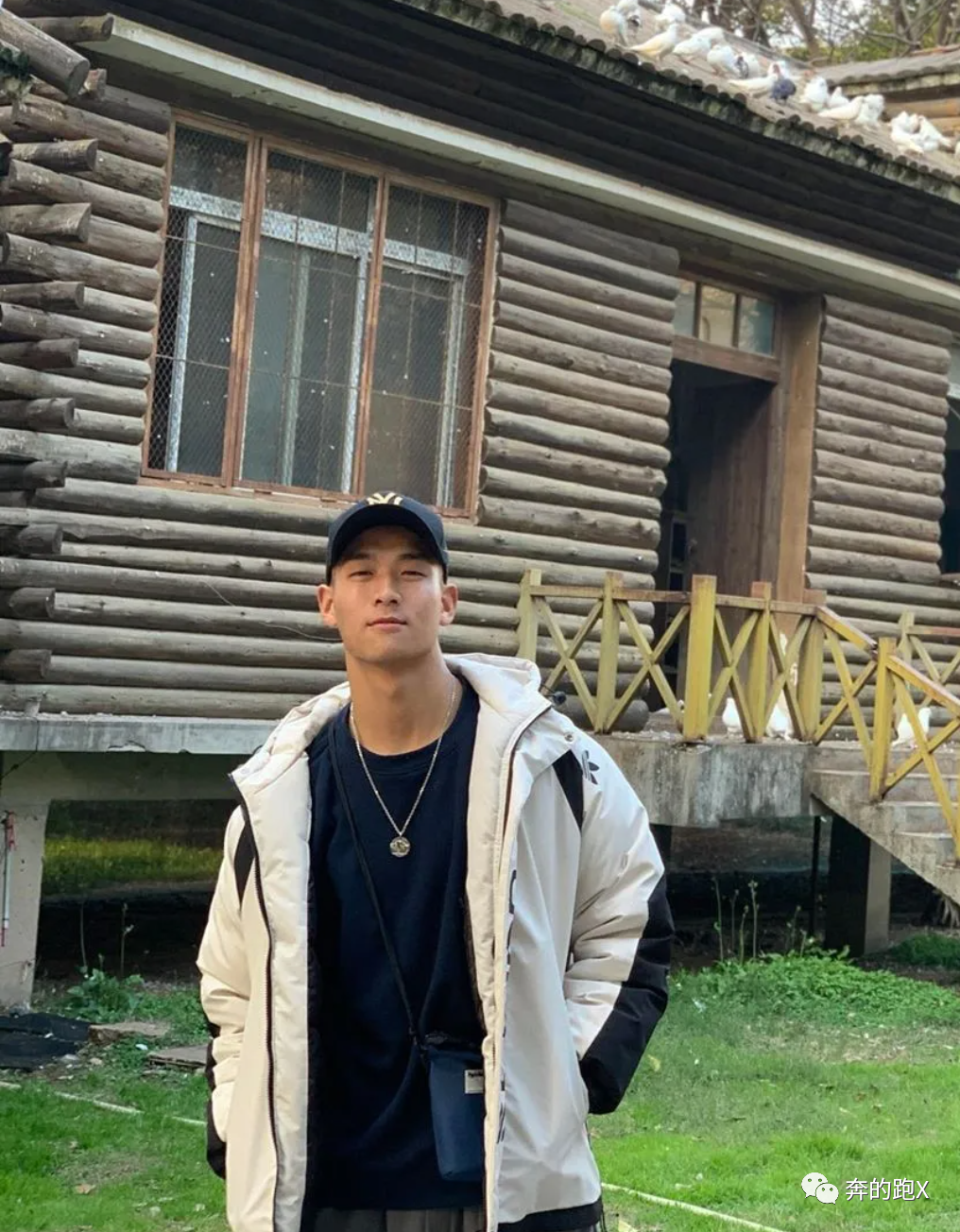 大鼻子爷们兵哥哥浴室自拍,爱了