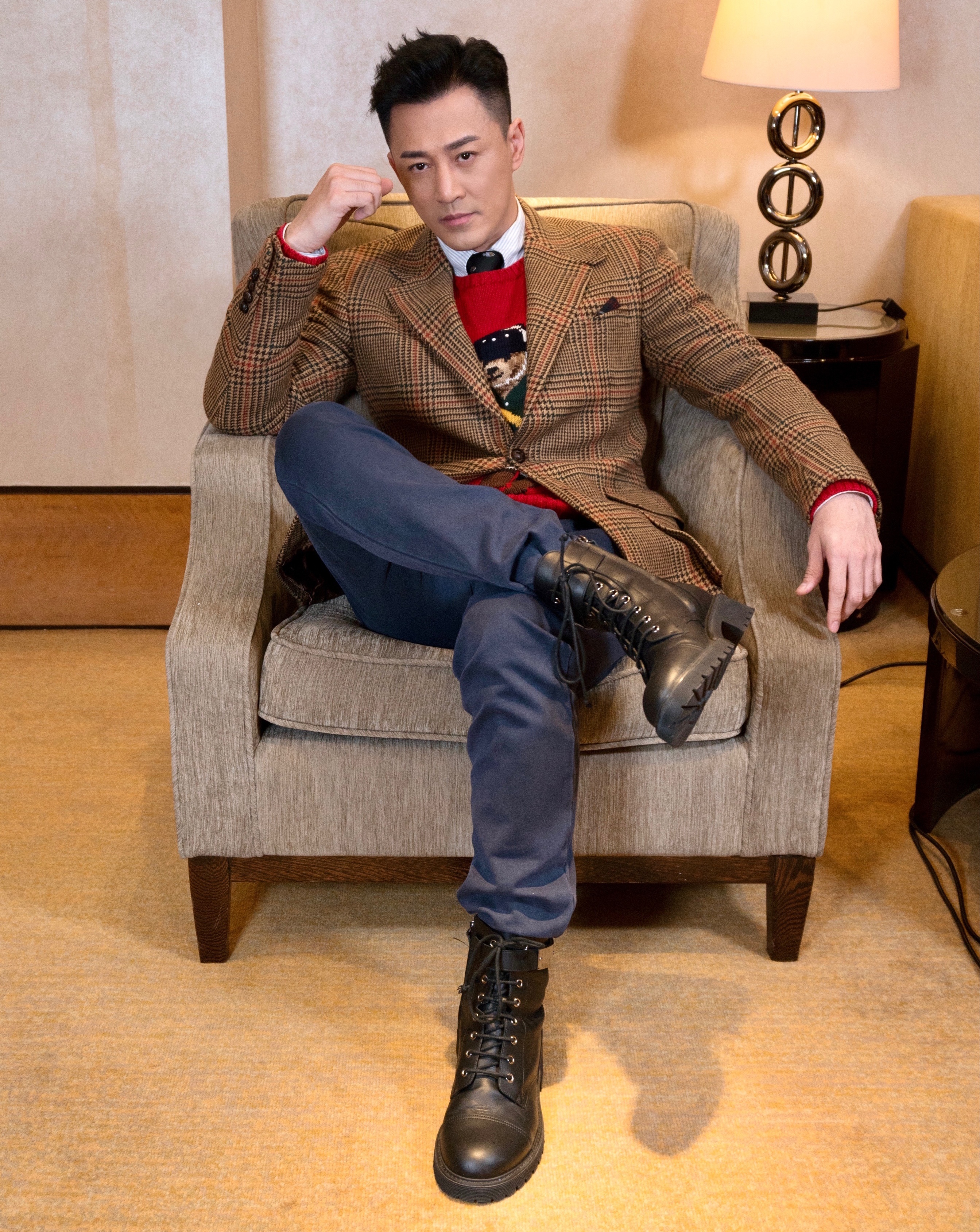 41岁林峰留“寸头”超好看,发型清爽干净利落,帅气不输小鲜肉