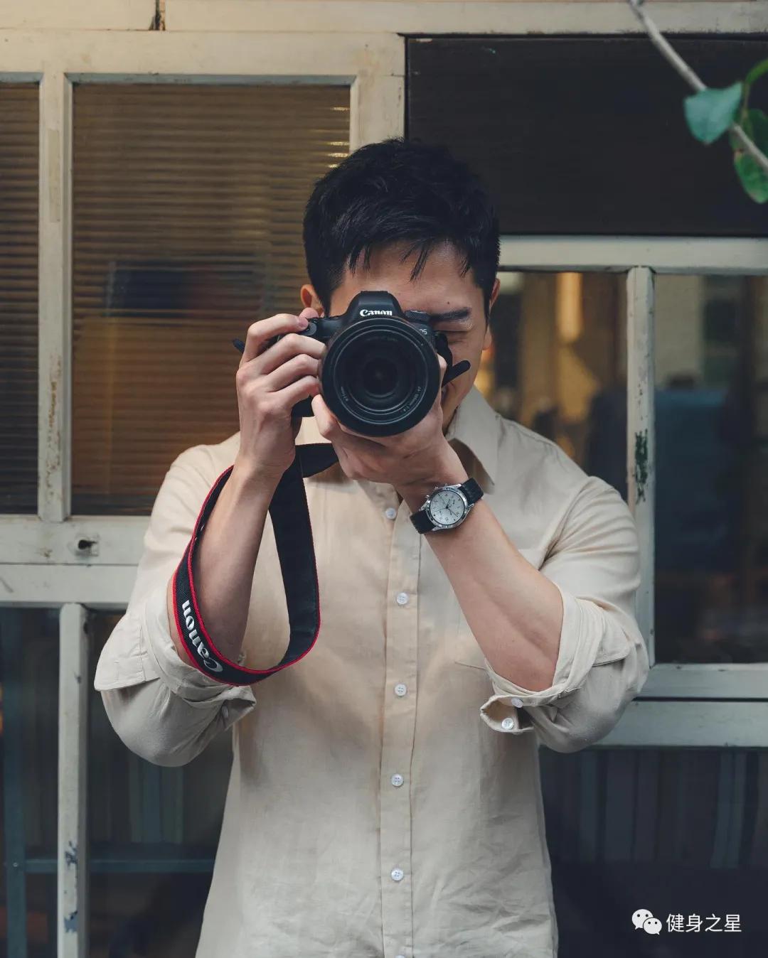 28岁台湾模特,浓眉大眼五官立体,肌肉身材具有视觉冲击